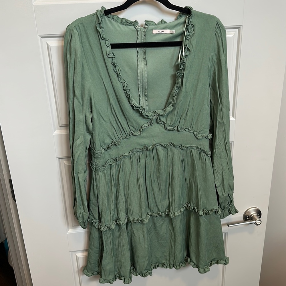Size XL. Mi Ami. Green dress. Worn once.